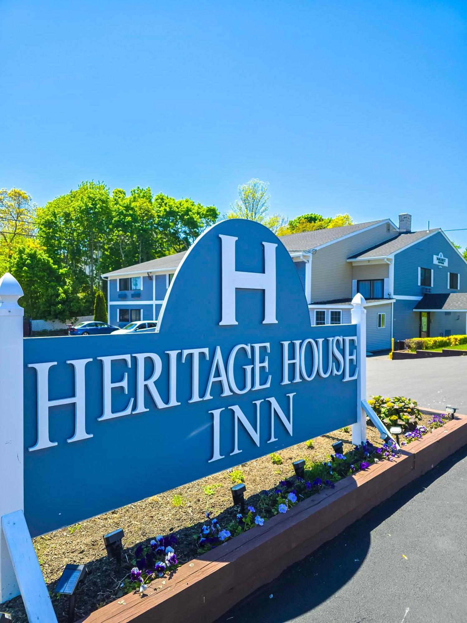 Heritage House Inn On Cape Cod هيانيس المظهر الخارجي الصورة